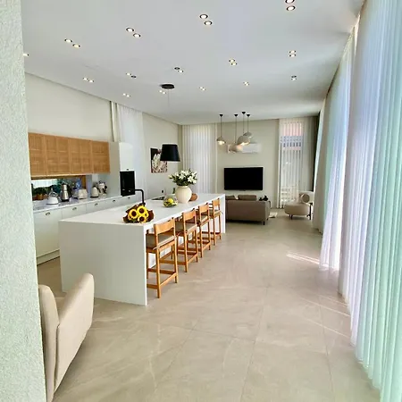 Вилла Villa777 *